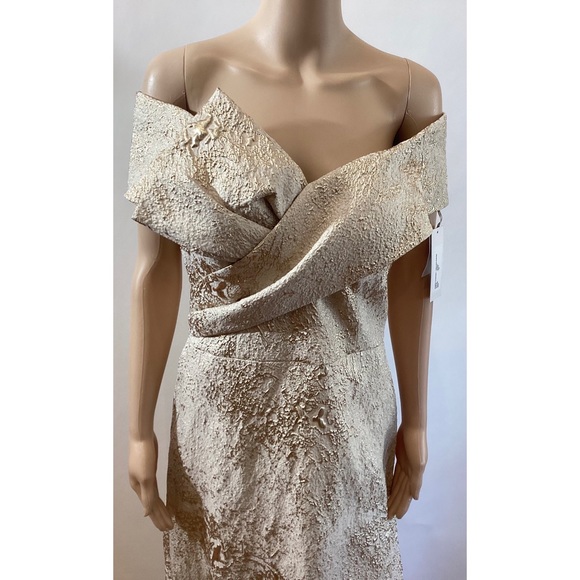 TERI JON BY RICKIE FREEMAN OFF THE SHOULDER GOWN - Picture 3 of 9